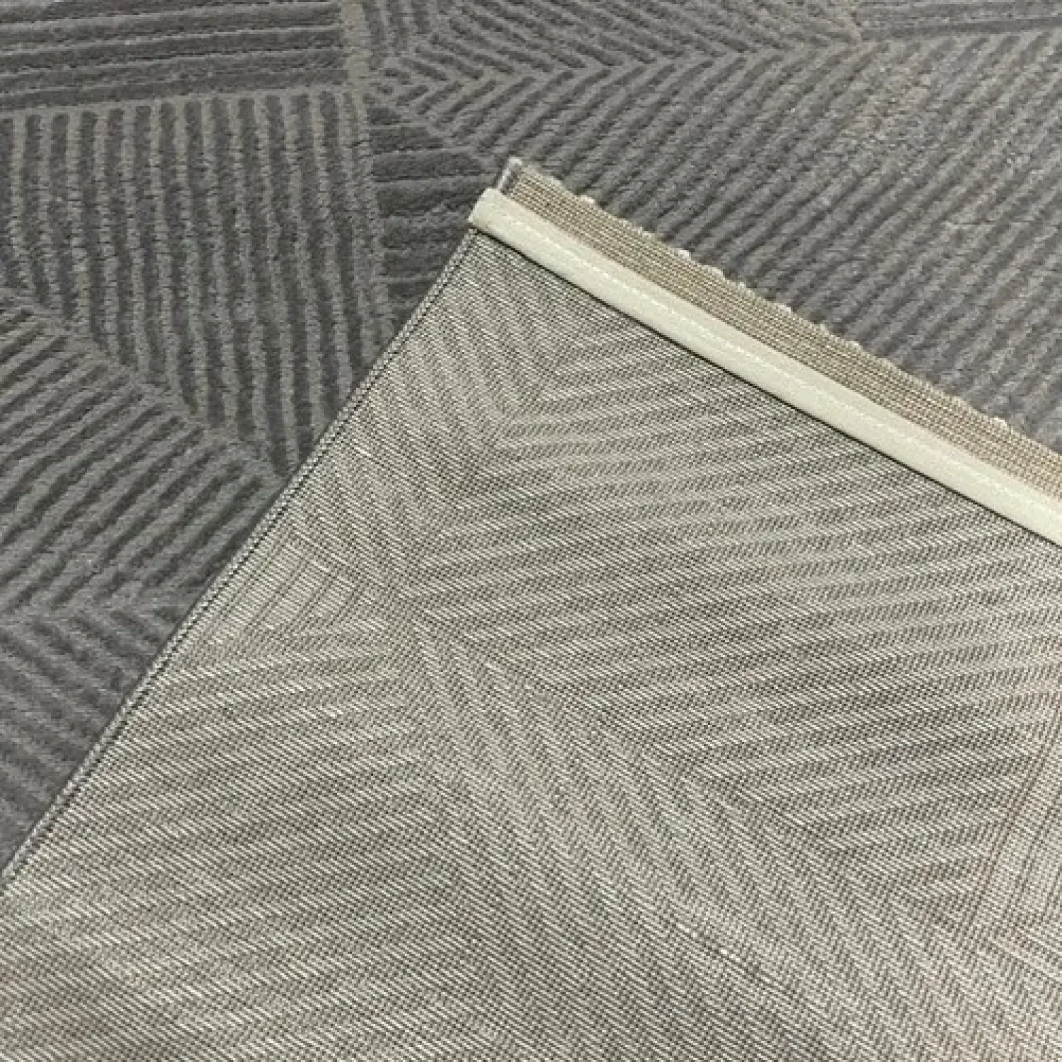 Χαλιά Ανάγλυφα Με Βελούδινη Υφή Lazer Grey Grey LZ285 Σετ Κρεβατοκάμαρας 3Τμχ