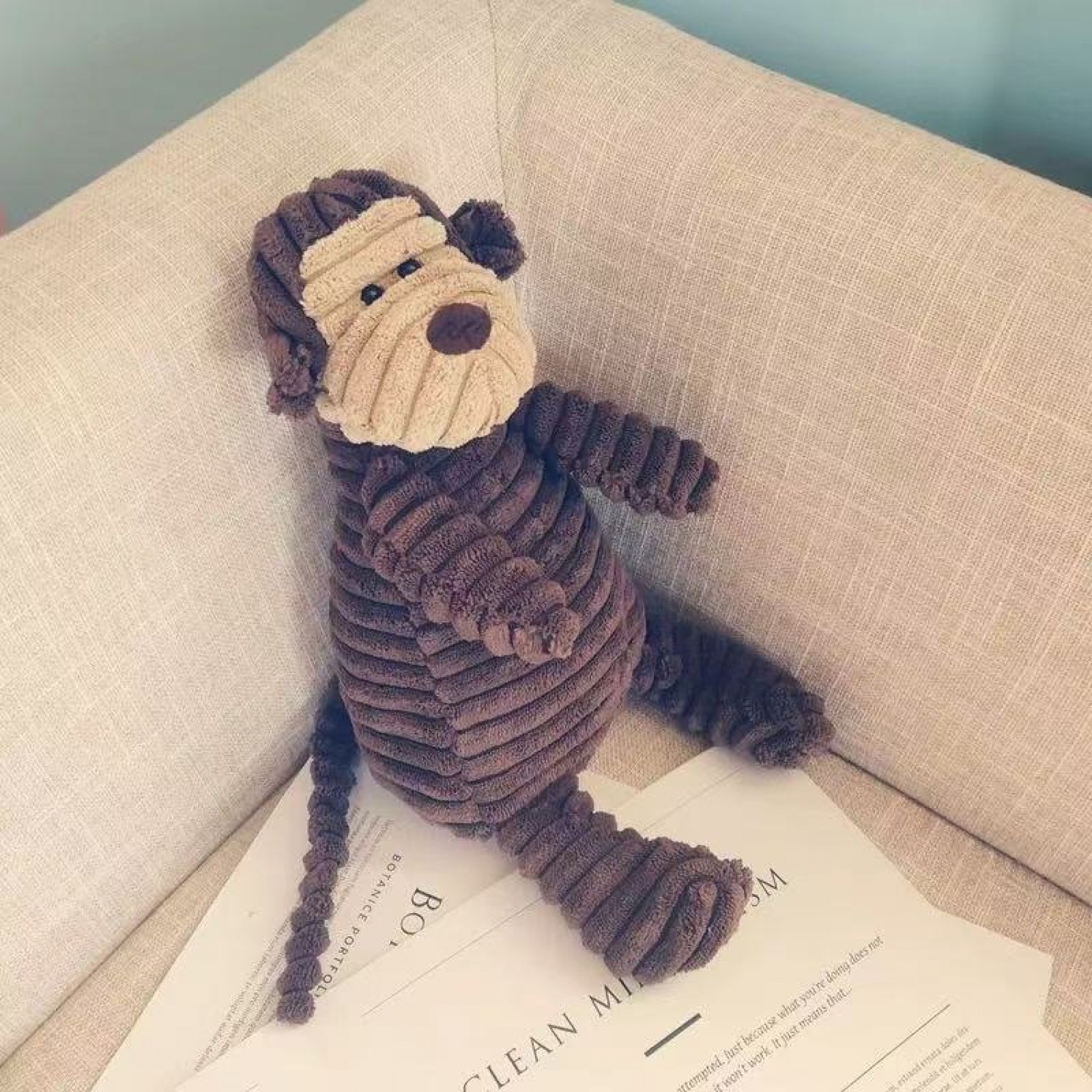 Λούτρινο Ζωάκι 30cm με Ριγέ Υφή -4